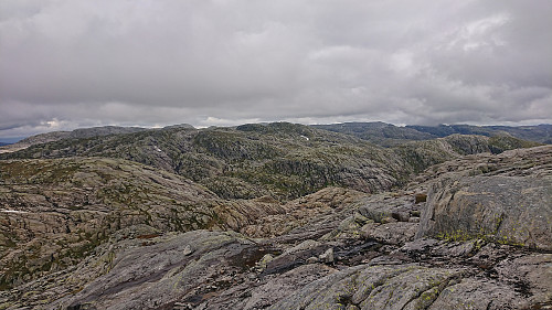 Vest for Vestrebotn from the ascent of Eldhusfjellet