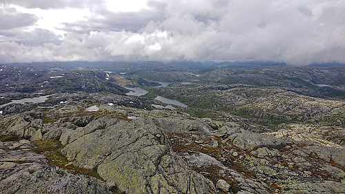 Looking back down at Vardadalsbu from Eldhusfjellet