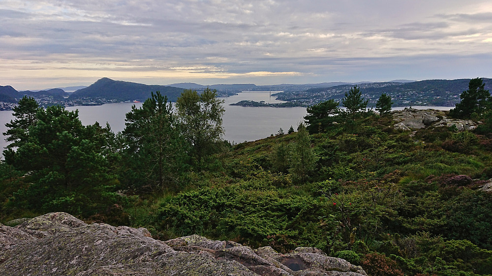 Towards Askøybroen from Ørneberget with Lyderhorn to the left