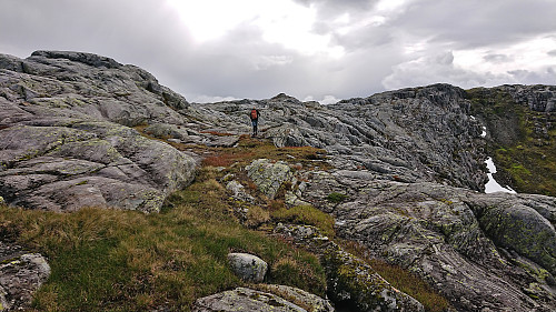 Following the ridge to the unnamed hill east of Fridalsnova