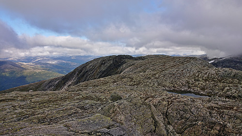 Looking back at Frbottseggi from Skipadalsnuten