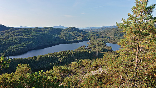 Joavatnet from the summit of Børshovda with Siggjo in the background