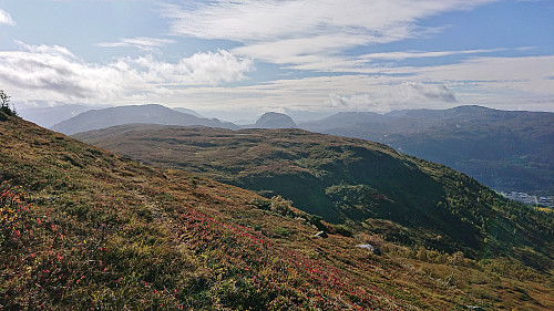 Towards Skamdalshorgi from the ascent to Byrseteggi