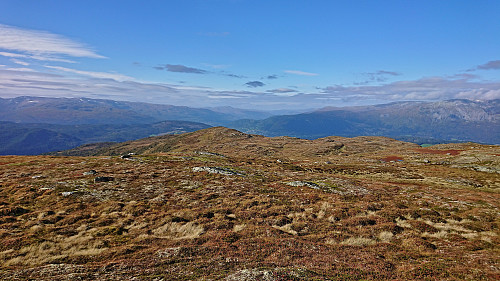 Towards Såta from Byrseteggi with Vossevangen in the background