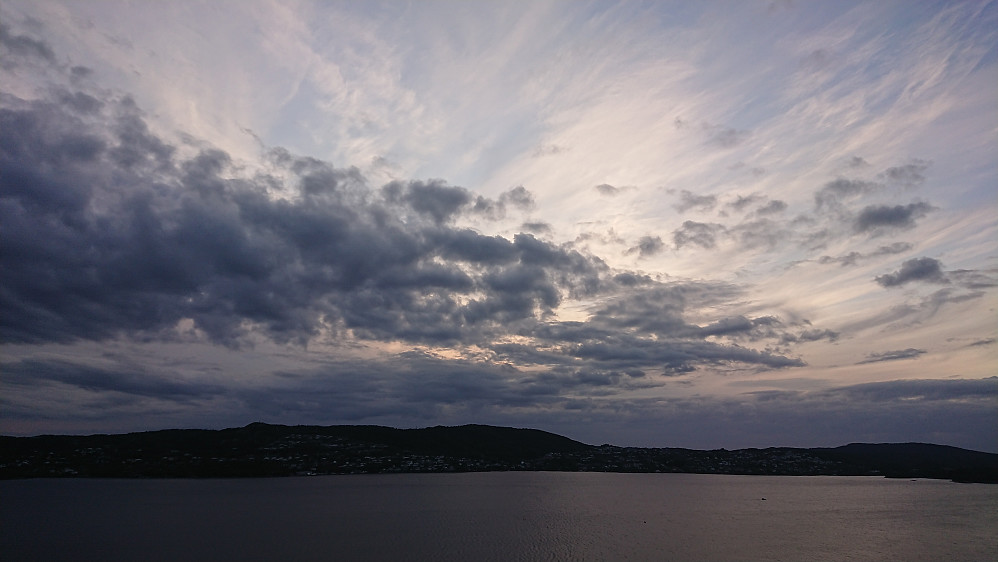 View west from Lønborg at the start of the hike