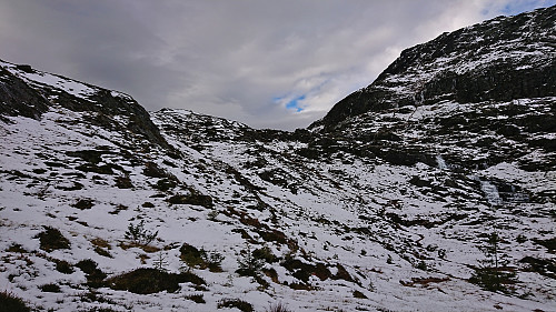 Approaching Tjørnane