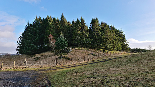 Approaching Kletten søyle to the right
