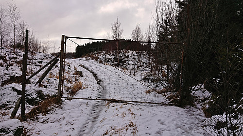 Gate northwest of Jonsterhaug søyle