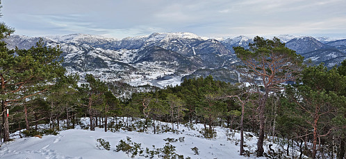Sleirsvatnet from the trig marker at Hesthovden