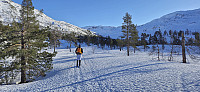 Approaching Bjørndalen