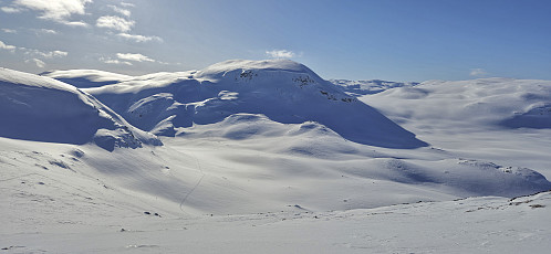 Looking back at our shortcut down from Såteggi Nord