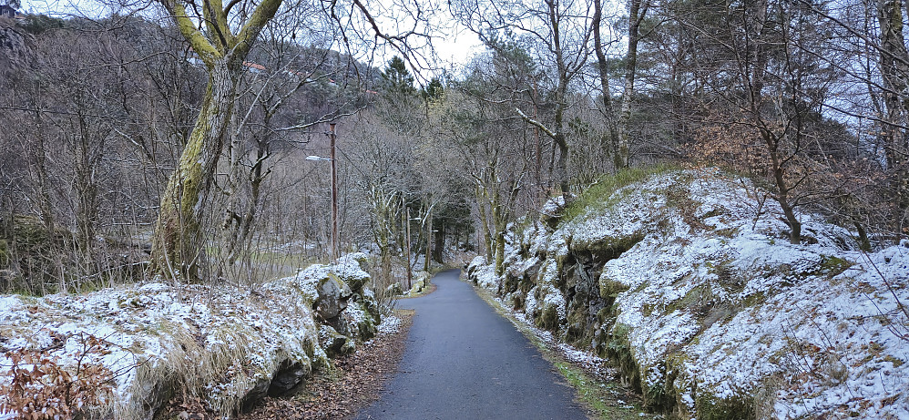 Winter making a brief return at Hellen festning