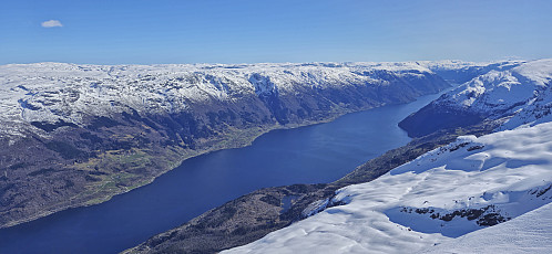 Sørfjorden from Solnuten with Odda to the right