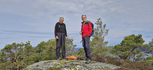 Petter and Kjell at the summit