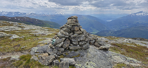 Svolefjellet with Lønahorgi to the right