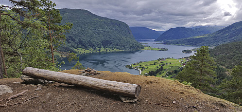Ormaskori with Hesteggi to the left