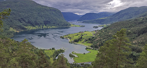 Barsnesfjorden from Ormaskori