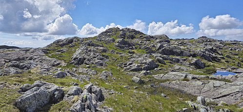Approaching the summit of Søtefjellet NV