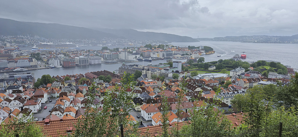 Northwest from Fjellveien