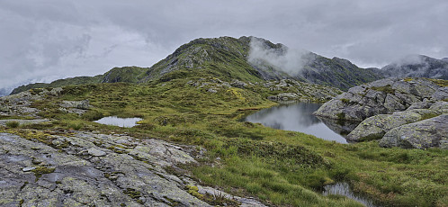 Approaching Joskarfjellet
