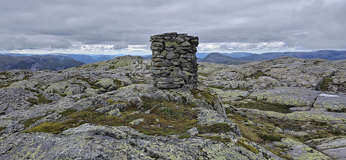 The summit cairn at Høgafjellet
