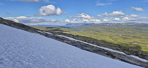 Decending northeast from Skabotsvarden