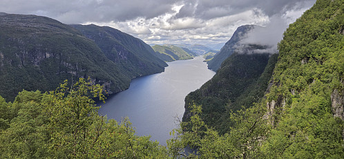 North along Veafjorden from Smørstakken