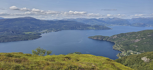 Looking back at Jondal from the ascent to Vikanuten
