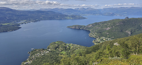 Tørvikbygd, Øystese and Jondal from the ascent to Vikanuten