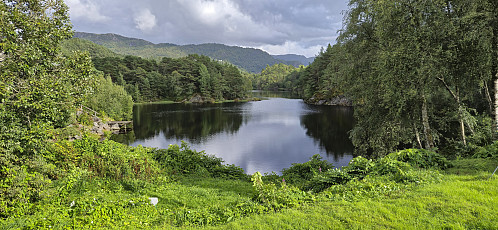 Åstveitvatnet from Vågslien