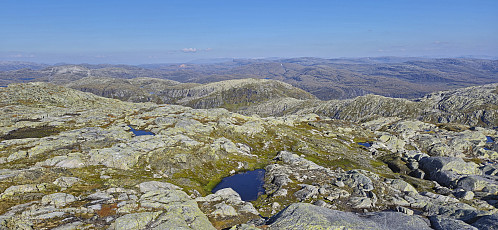Belaskarhorgi from Skjerjavasshovden with Fresvikbreen in the background