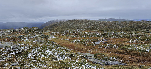 Towards Vidden and Ulriken from south of Grønetua