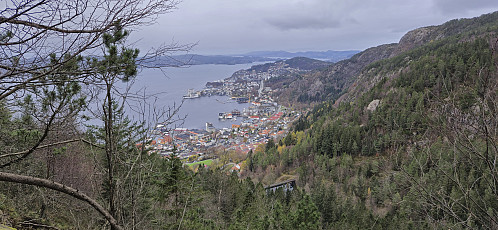 Ytre Sandviken from the ascent up from Skredderdalen