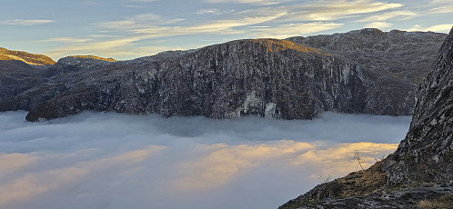 Nærøydalen from Hyllandsskaret