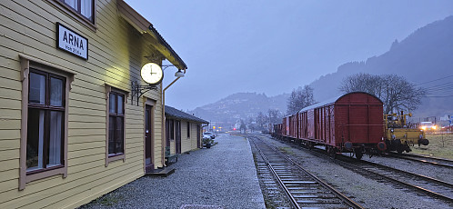 The old train station in Arna with Seimsheia in the background
