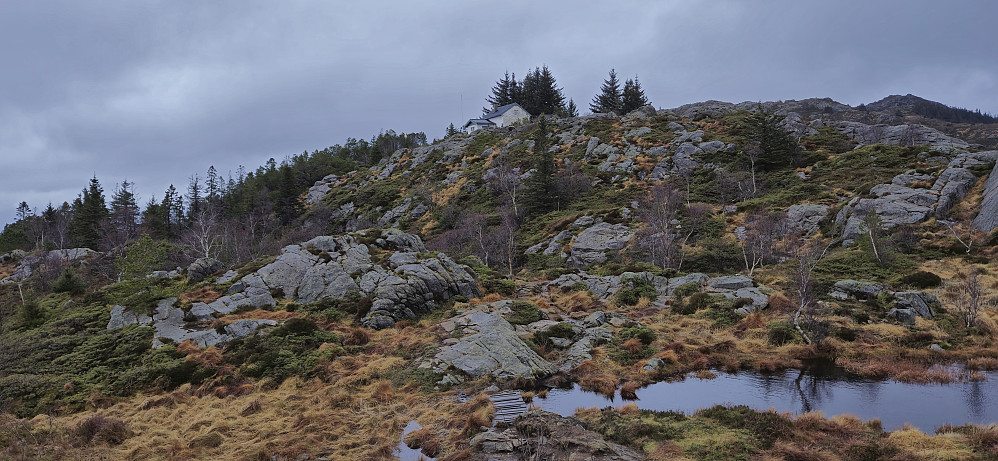 Approaching Fjellhytten