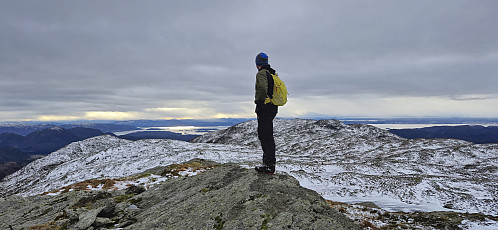 Endre at Gulbrekkefjellet with Sleirsfjellet in the background