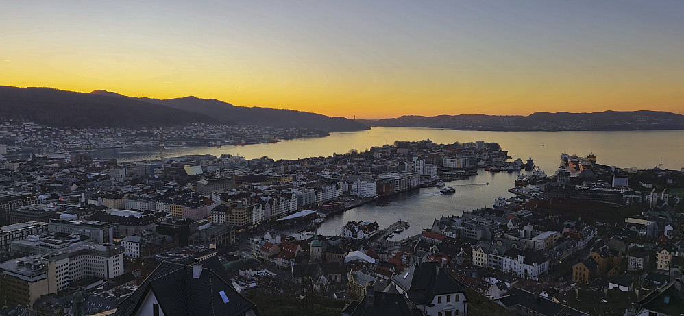Nordnes from just above Fjellveien