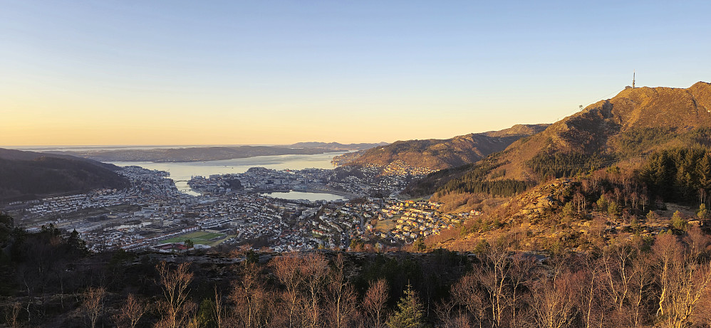The Bergen city center from near the summit of Orrehaugane