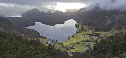 Molland and Mollandsvatnet from a marked viewpoint during the descent