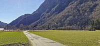 Approaching the steep gravel road