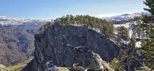 Towards Stølsnuten (background right) from Storenuten