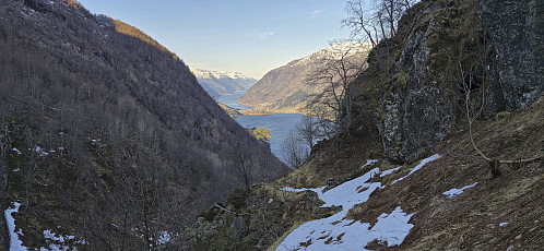 Descending to Sandvin with Odda in the background