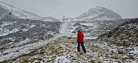 Approaching the top of the ski lift