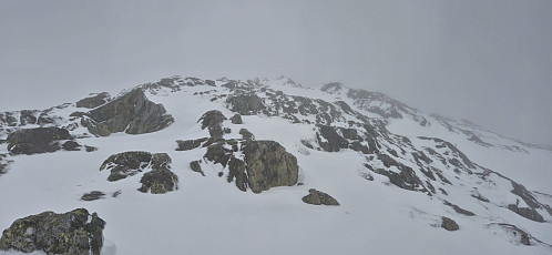 Approaching the summit of Tindafjellet