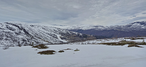 Looking back at Rindabotn from Skavasshaugane
