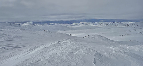 West from Flakavassnutane