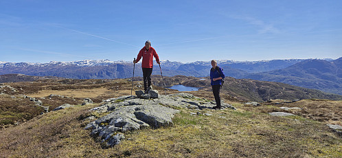 Petter and Kjell at the highest point at Håfjell