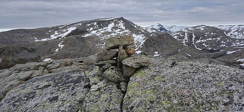 The summit of Manen with Englafjell and Geitadalstind in the background