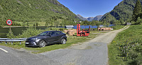 Parking at Midvatnet/Åbotnsvatnet